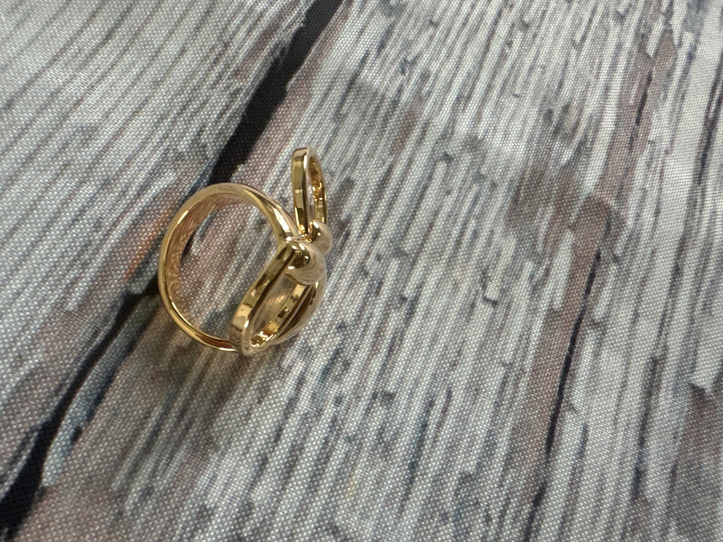 Snaffle Scarf Slide