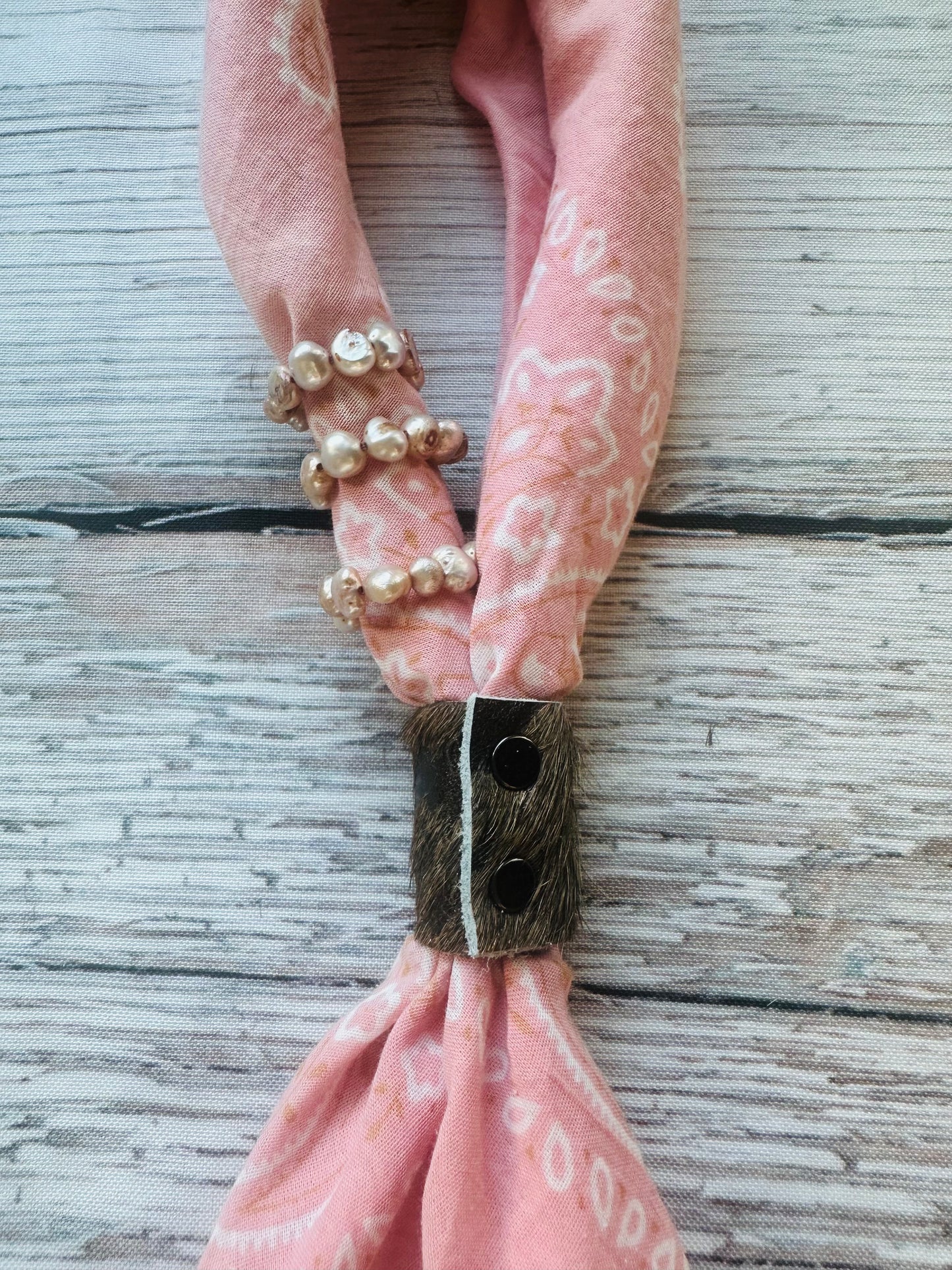 Champagne Pearl Bandana Charm