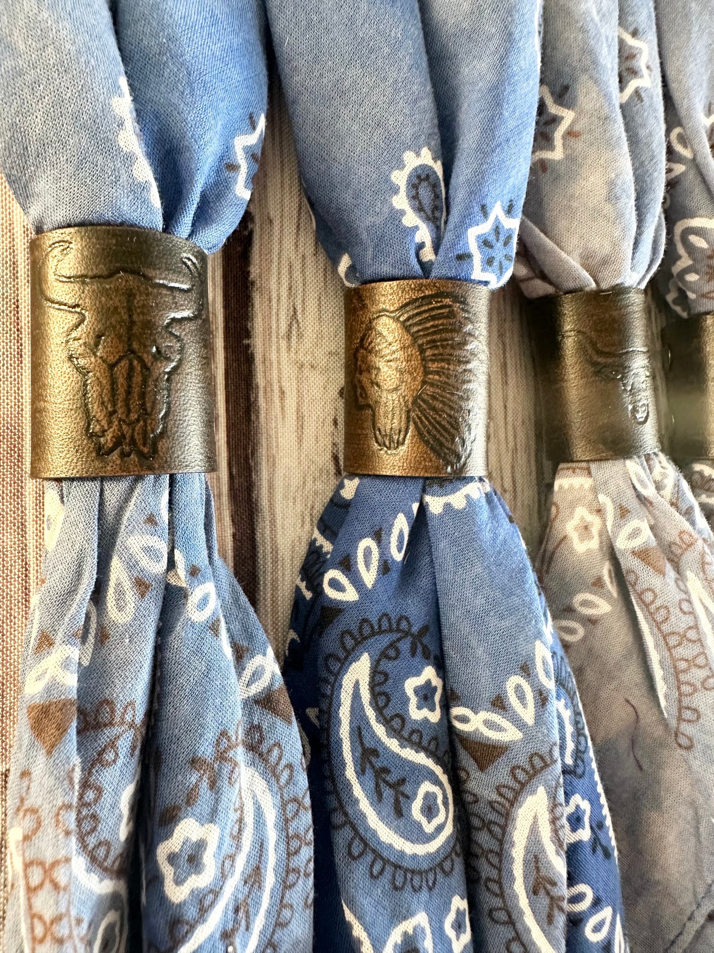 Stamped Bandana Slide