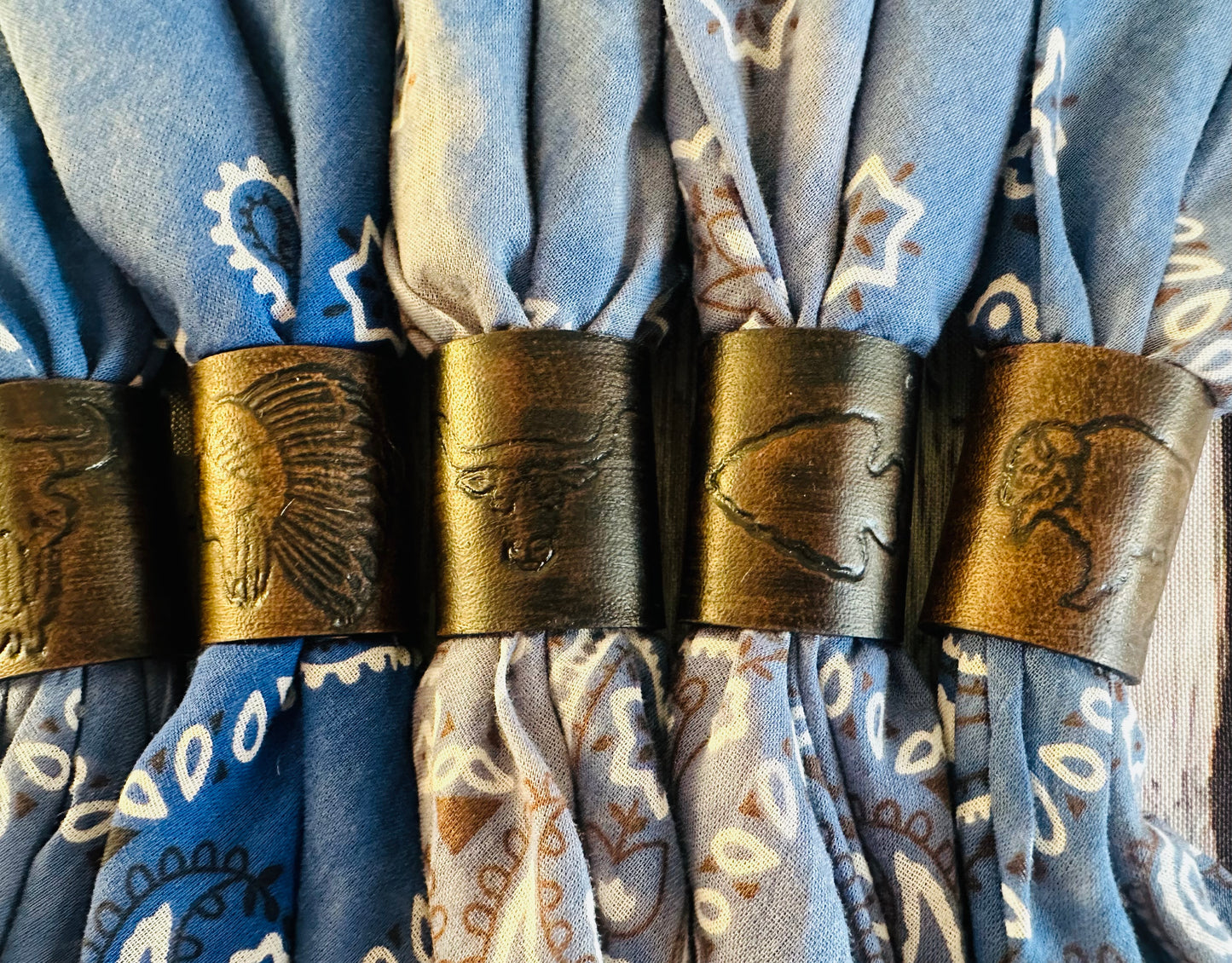 Stamped Bandana Slide
