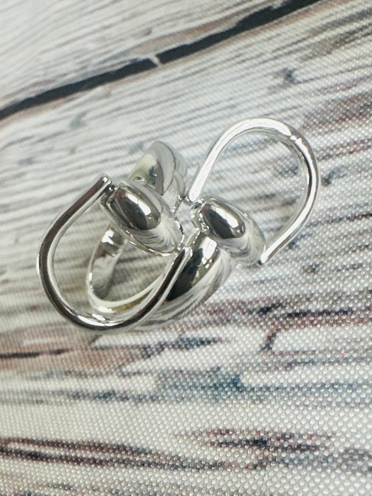 Snaffle Scarf Slide
